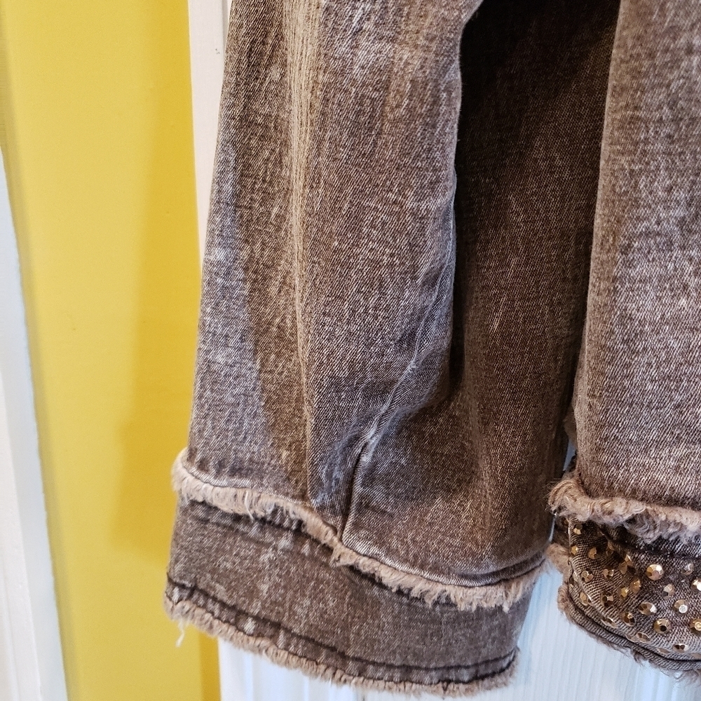 DG2 by Diane Gilman brown denim jacket with bling - Picture 4 of 11
